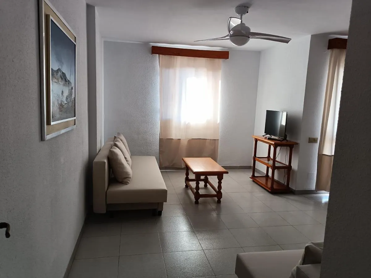 פואנגירולה Apartamentos Mary 0*,  ספרד