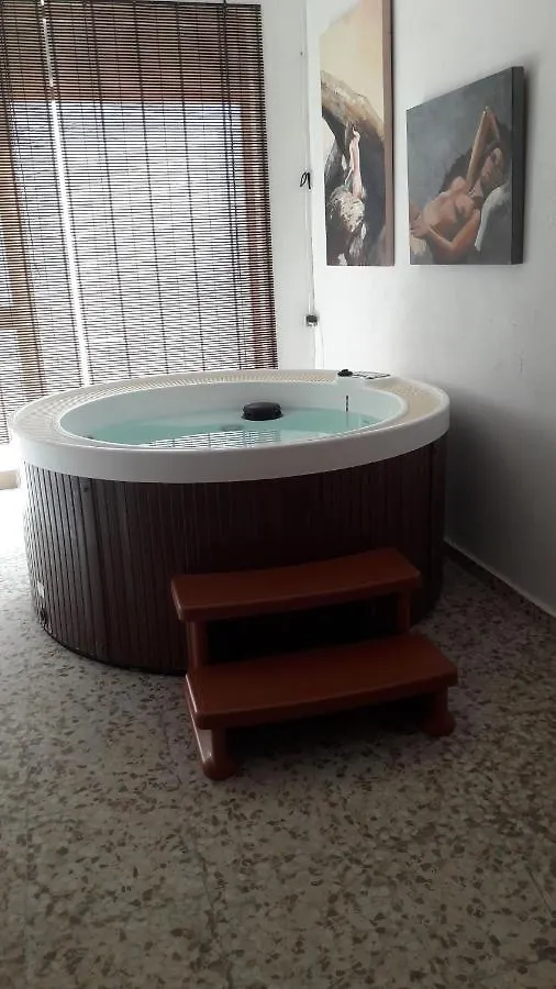 Апартаменты Apartamentos Mary Фуэнхирола