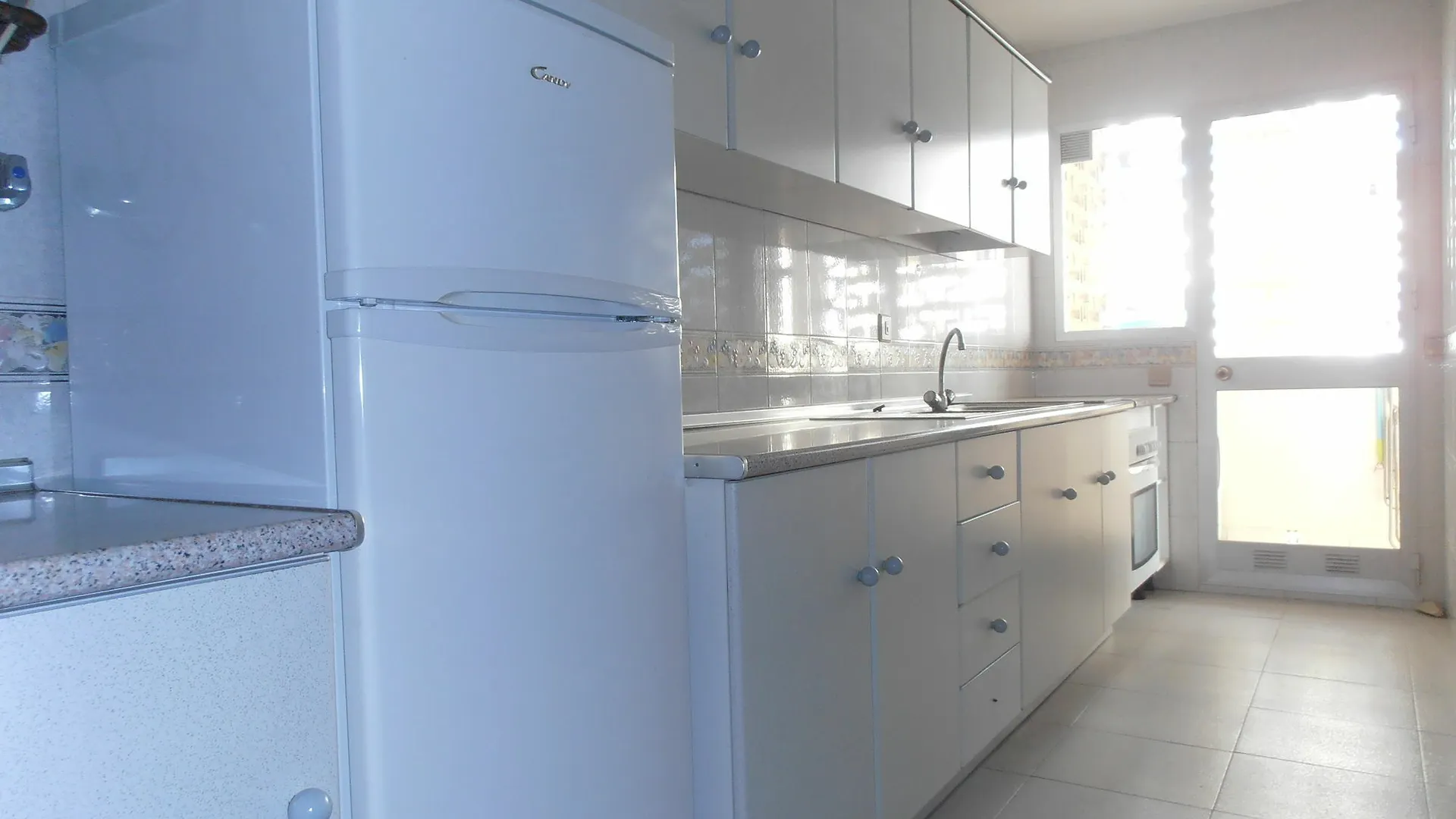 Apartamentos Mary Фуэнхирола